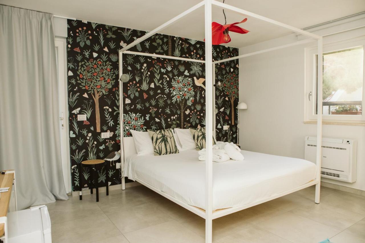 Monte Simeone Bed & Breakfast โปลีญาโนอามาเร ภายนอก รูปภาพ