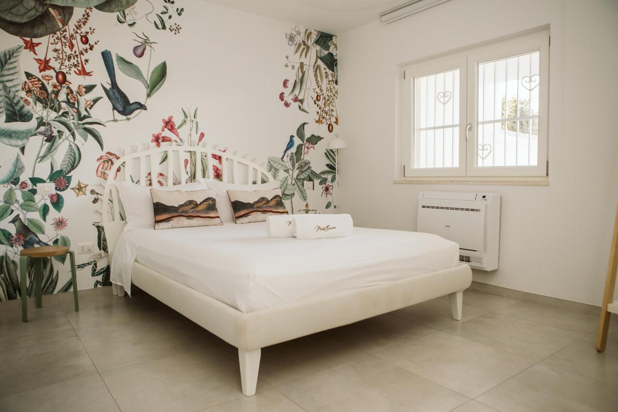 Monte Simeone Bed & Breakfast โปลีญาโนอามาเร ภายนอก รูปภาพ